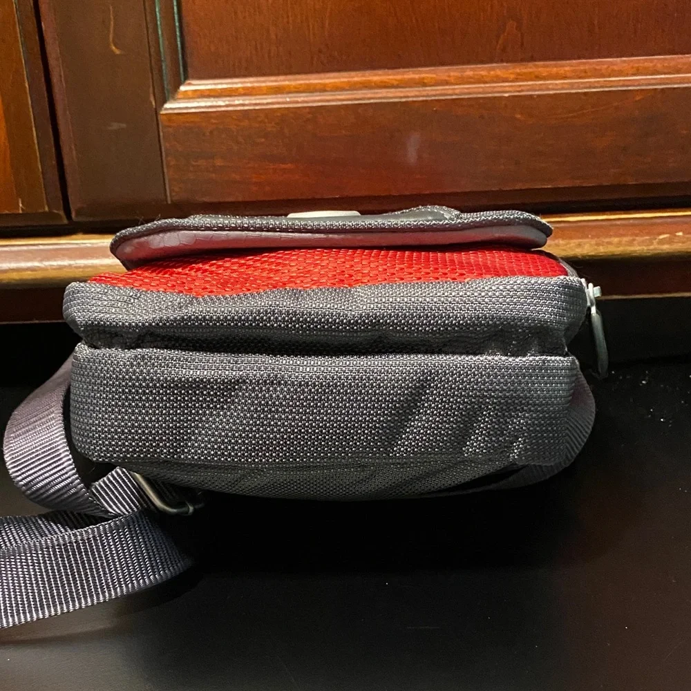 Tumi compact versatile